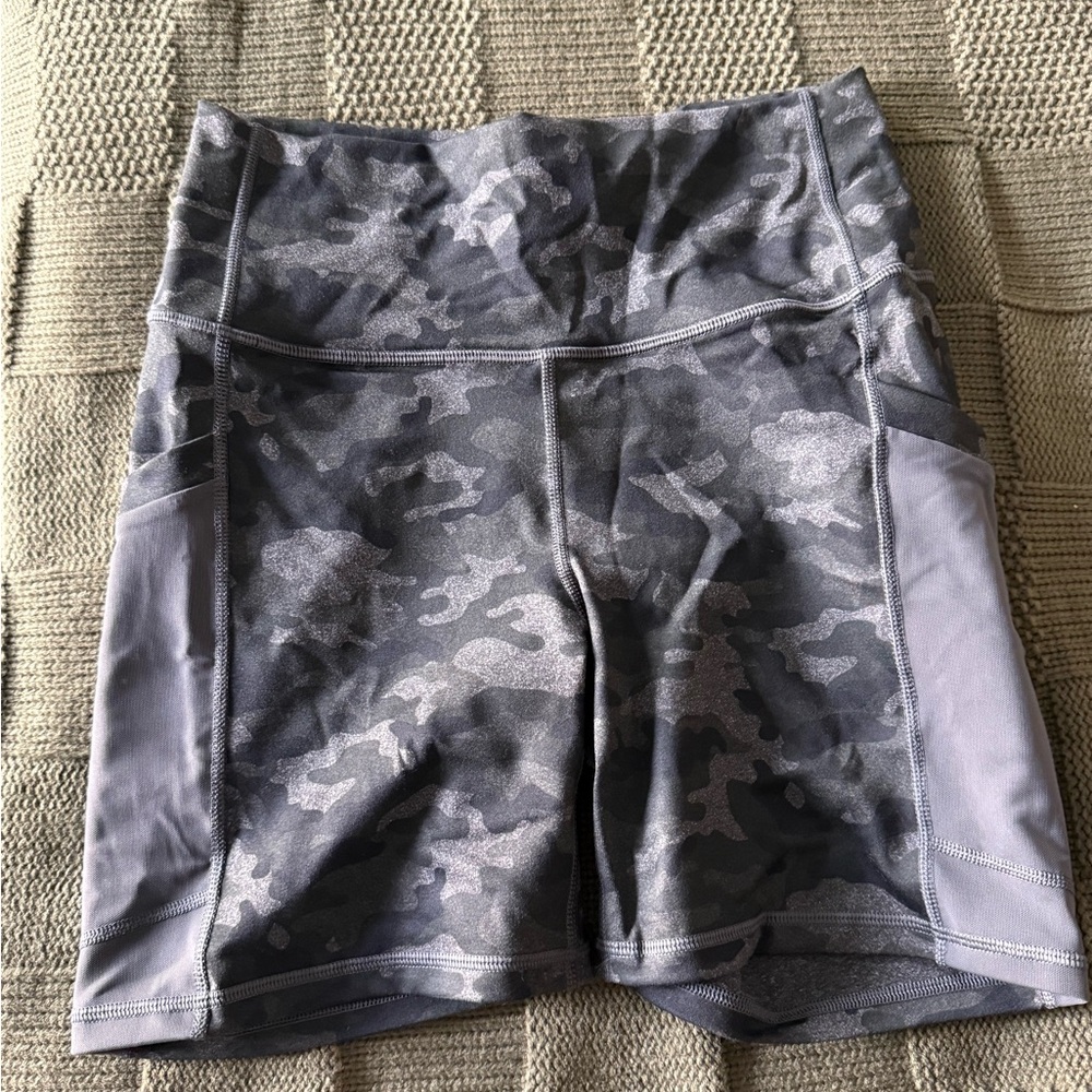 Fabletics Gray Camo High-Waist Bike Shorts
